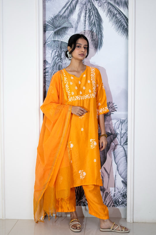 Surkh Chanderi Chikankari Kurta Pant Dupatta Set